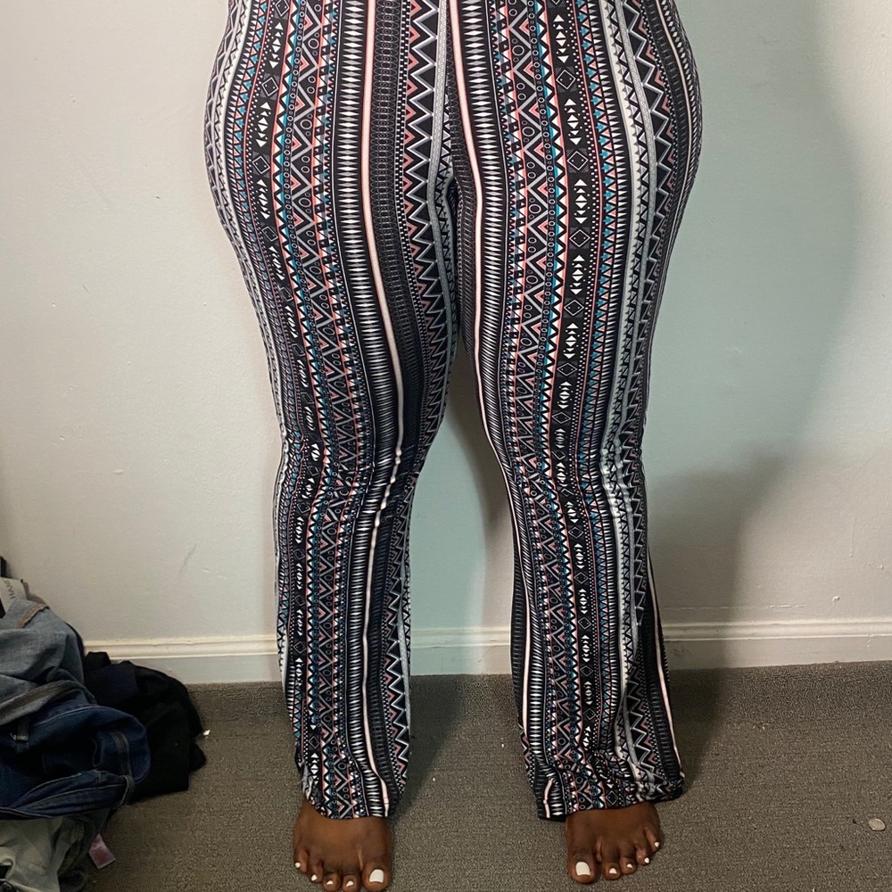 Print flare pants